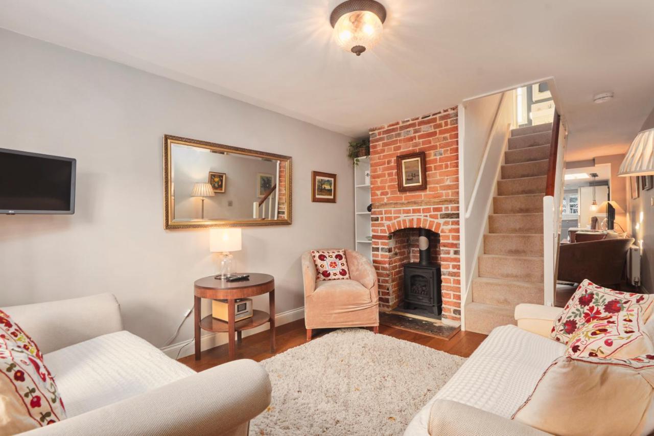Windlass Cottage Lymington Eksteriør billede